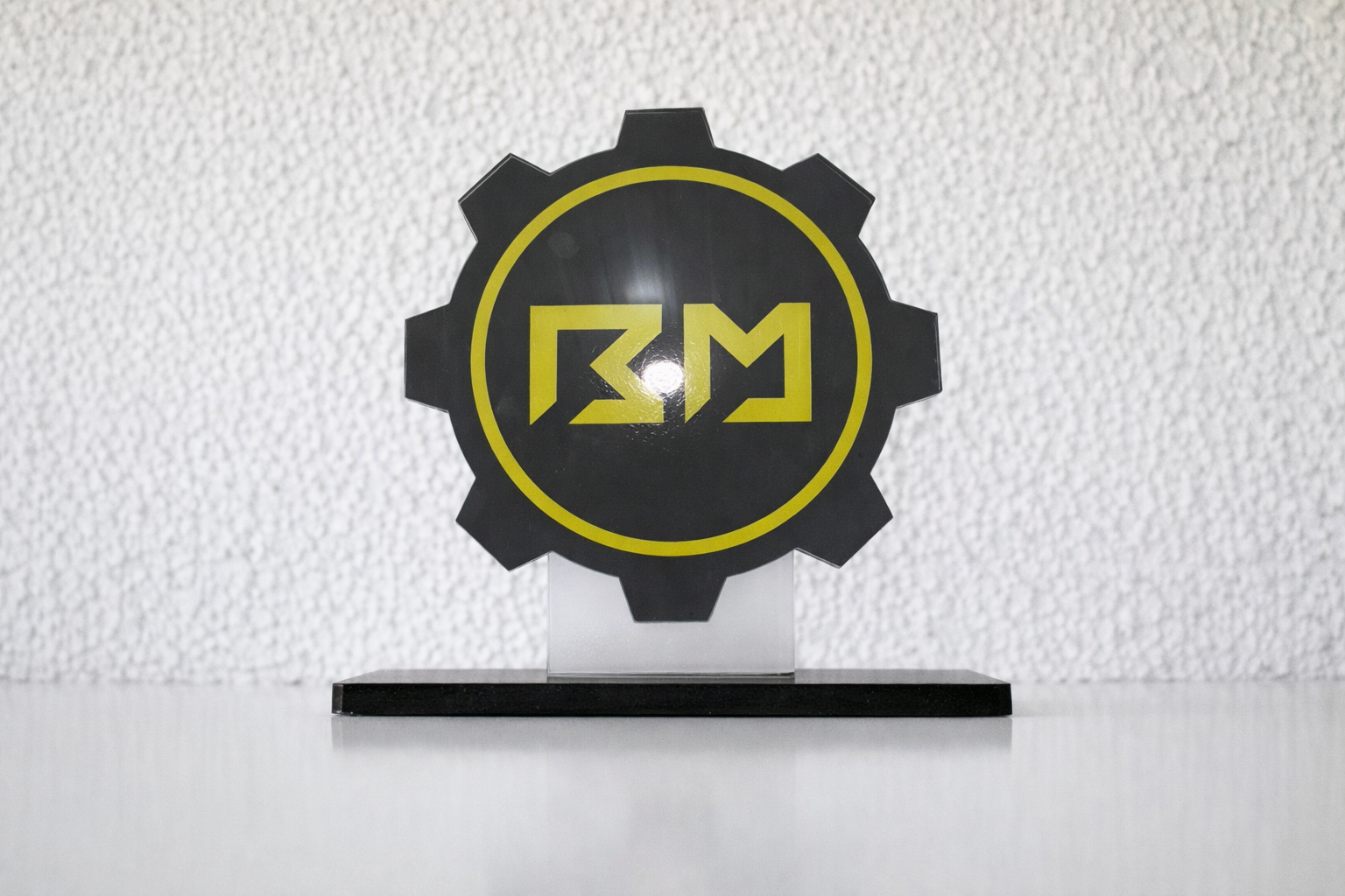 Troféu em Acrílico - Linha Plus: Estiloso e com Design Exclusivo - Troféus - Imagem 3